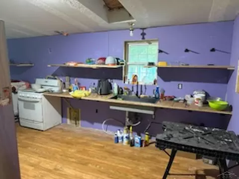 Kitchen - 10312 Outback, Frederic, MI 49733 photo 1 of 2