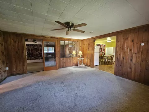 Living - 10141 Suzanne, Harrison, MI 48625 photo 3 of 4