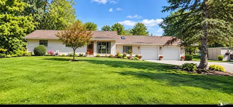 7505 S Huron Riv, South Rockwood, MI 48179