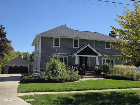 217 S Wood, Chesaning, MI 48616