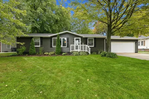 39380 Townhall, Harrison Township, MI 48045