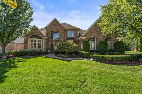 54185 Carrington, Shelby Township, MI 48316