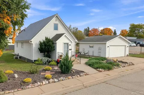 706 Stephenson, Norway, MI 49870
