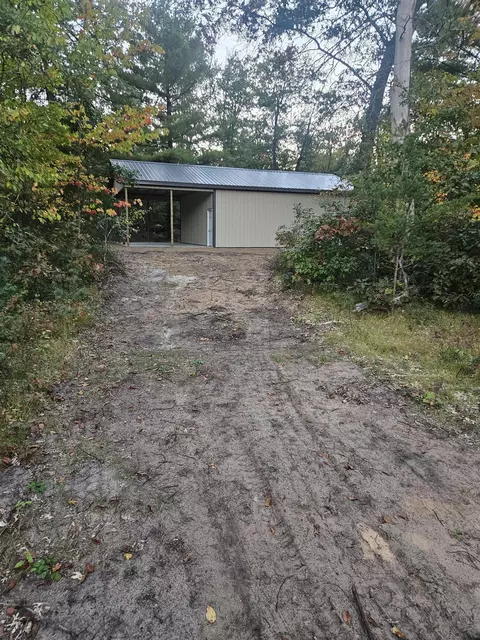 391 Pine, Harrison, MI 48625 photo 7