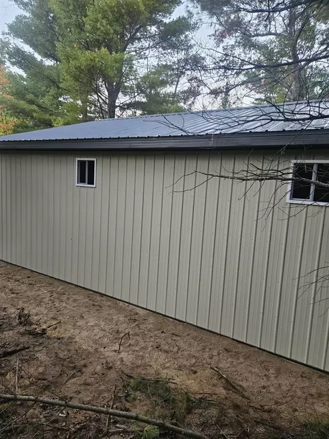 391 Pine, Harrison, MI 48625 photo 4