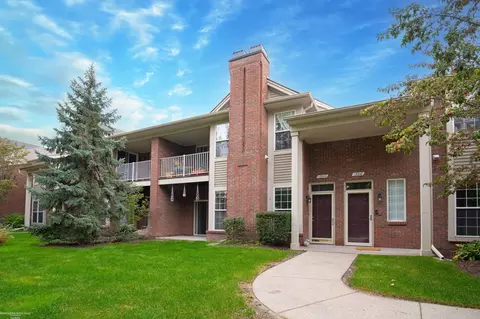 15344 Yale, Clinton Township, MI 48038