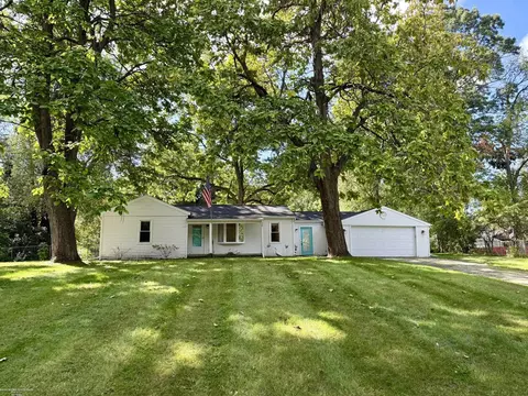 620 S Briarvale, Auburn Hills, MI 48326