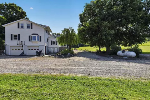 Exterior - 12931 Beecher, Hudson, MI 49247 photo 19 of 31