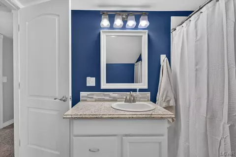 Bath - 12931 Beecher, Hudson, MI 49247 photo 5 of 5