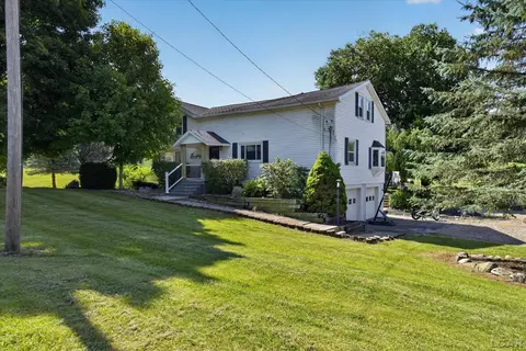 Exterior - 12931 Beecher, Hudson, MI 49247 photo 6 of 31
