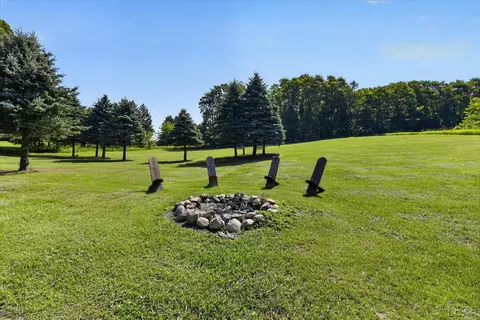 Exterior - 12931 Beecher, Hudson, MI 49247 photo 23 of 31