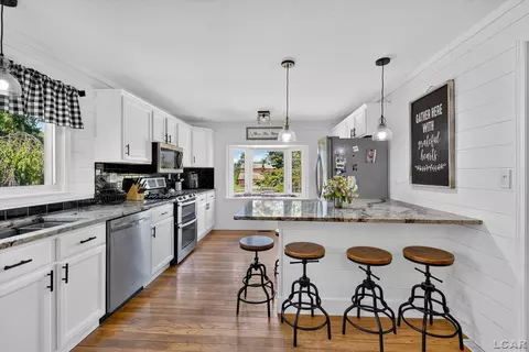 Kitchen - 12931 Beecher, Hudson, MI 49247 photo 3 of 8