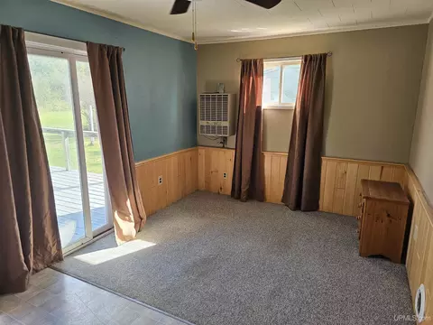 Living - 17811 Lee, L'anse, MI 49946 photo 4 of 5