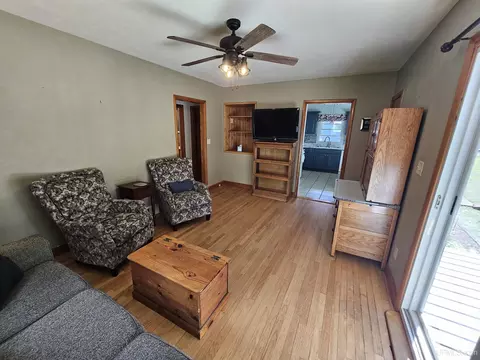 Living - 17811 Lee, L'anse, MI 49946 photo 2 of 5