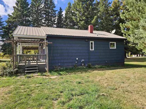 Exterior - 17811 Lee, L'anse, MI 49946 photo 5 of 24