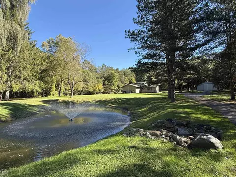 306 N Hurd, Ortonville, MI 48462