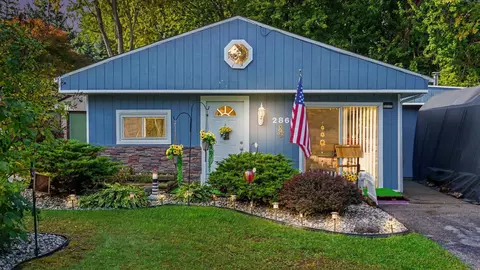 286 Lagoon Bch, Bay City, MI 48706