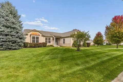 6351 Prairie Dunes, Grand Blanc, MI 48439