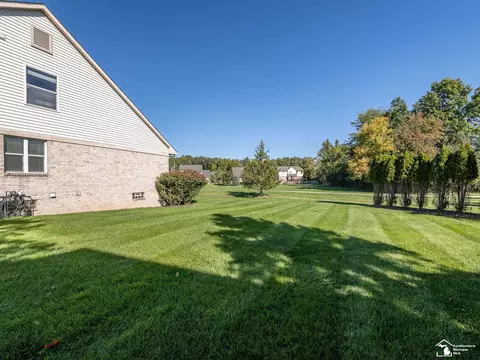 Exterior - 25028 Maxwell, Flat Rock, MI 48134 photo 4 of 12