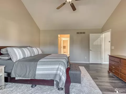 Bedroom - 25028 Maxwell, Flat Rock, MI 48134 photo 2 of 7