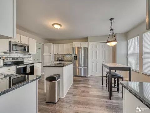 Kitchen - 25028 Maxwell, Flat Rock, MI 48134 photo 1 of 4