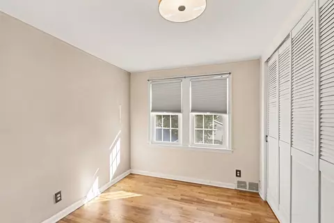 Bedroom - 2406 Windemere, Flint, MI 48503 photo 2 of 11