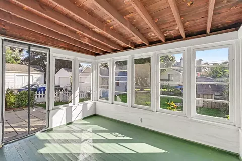 Exterior - 2406 Windemere, Flint, MI 48503 photo 5 of 10