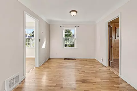 Living - 2406 Windemere, Flint, MI 48503 photo 9 of 9