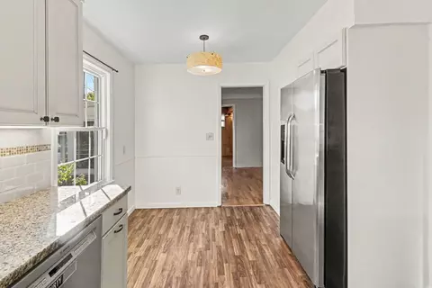 Kitchen - 2406 Windemere, Flint, MI 48503 photo 4 of 6
