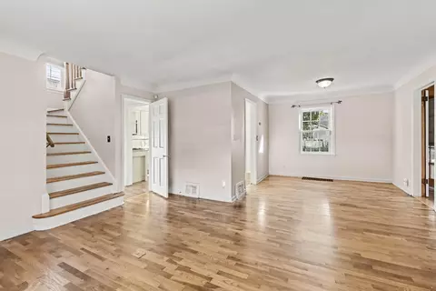 Living - 2406 Windemere, Flint, MI 48503 photo 6 of 9