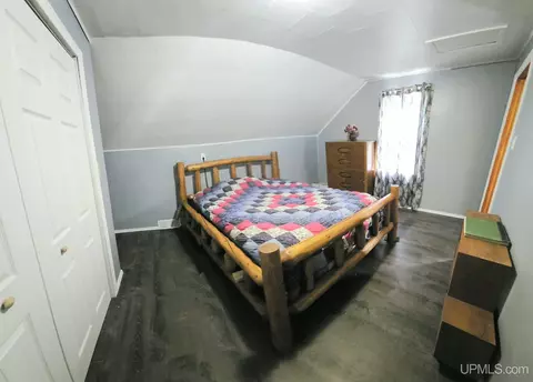 Bedroom - 408 E, Iron Mountain, MI 49801 photo 5 of 5