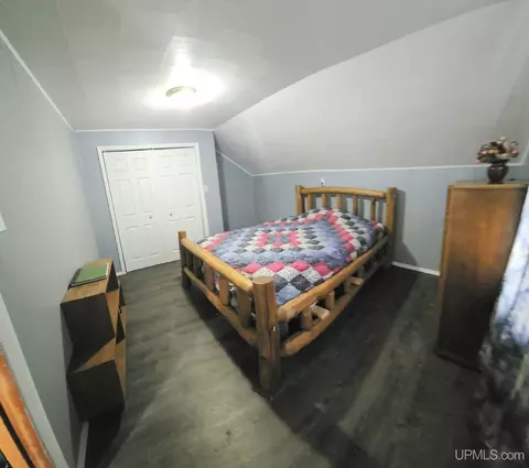Bedroom - 408 E, Iron Mountain, MI 49801 photo 4 of 5