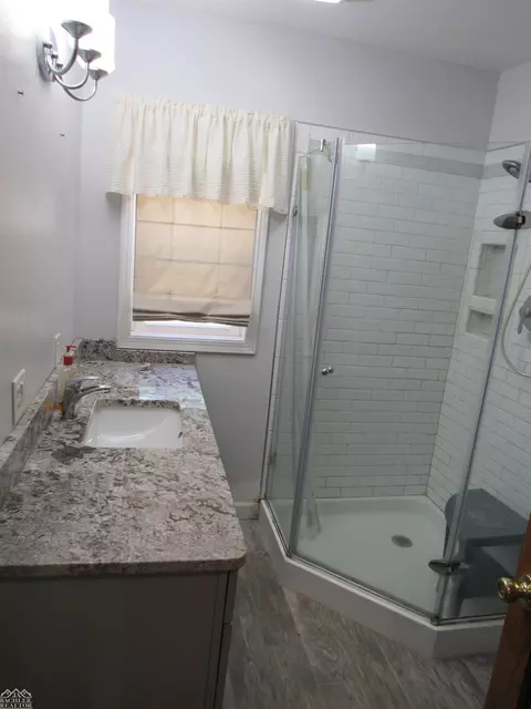 Bath - 9910 N N Riv, Algonac, MI 48001 photo 2 of 4