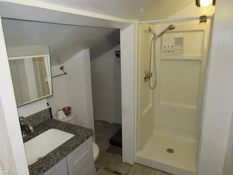 Bath - 9910 N N Riv, Algonac, MI 48001 photo 4 of 4