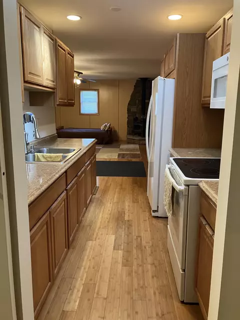 Kitchen - 1755 E Riv, Beaverton, MI 48612 photo 1 of 4