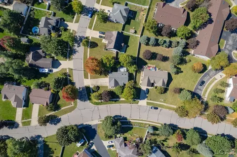 View/Area - 725 Clark St, Tecumseh, MI 49286 photo 2 of 3