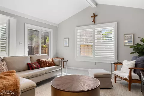 Living - 223 Mckinley, Grosse Pointe Farms, MI 48236 photo 6 of 7