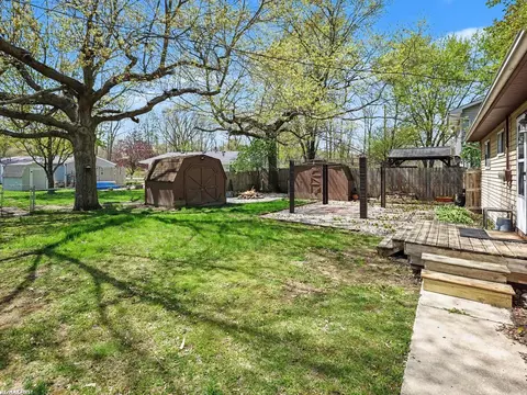 Exterior - 371 Colonial, Algonac, MI 48001 photo 6 of 7