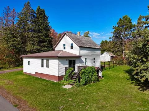601 5th, Rockland, MI 49960
