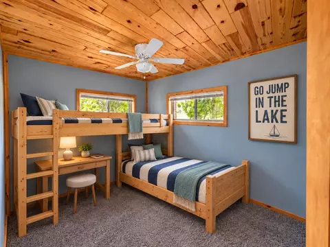 Bedroom - 528 Hilo, Gladwin, MI 48624 photo 4 of 7