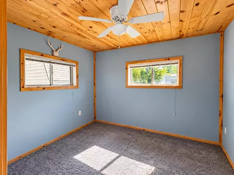 Bedroom - 528 Hilo, Gladwin, MI 48624 photo 5 of 7