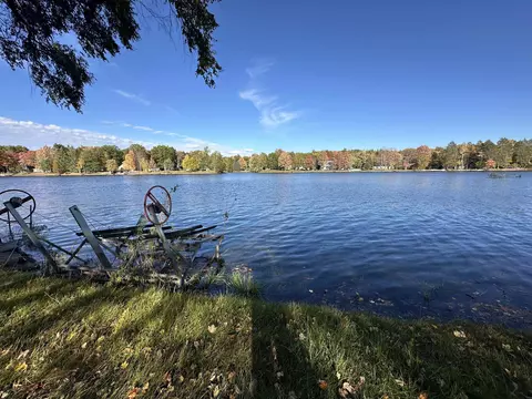 View/Area - 528 Hilo, Gladwin, MI 48624 photo 2 of 3