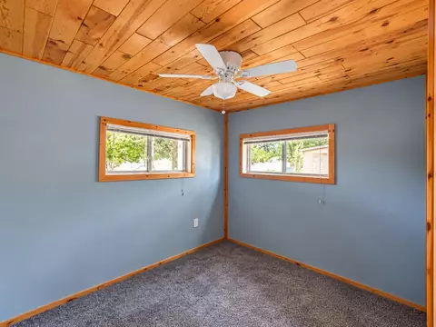 Bedroom - 528 Hilo, Gladwin, MI 48624 photo 3 of 7