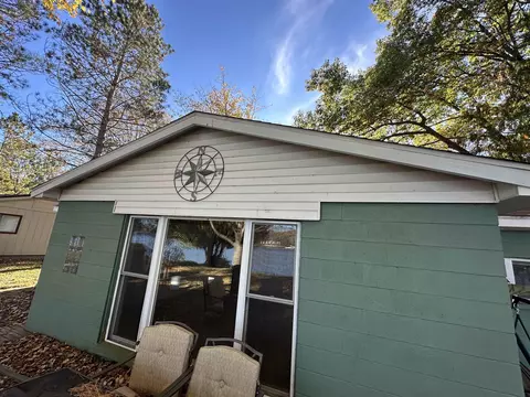 Exterior - 528 Hilo, Gladwin, MI 48624 photo 3 of 9