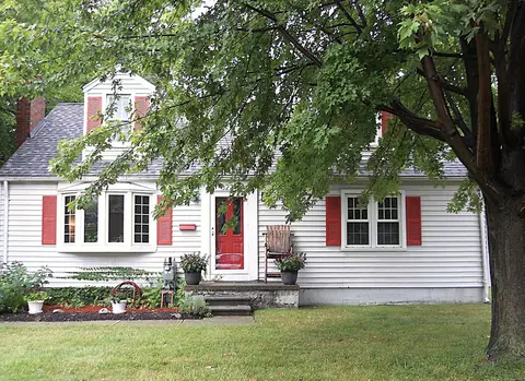 8239 Garbor, Warren, MI 48093
