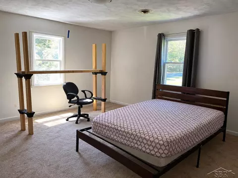 Bedroom - 15009 Main, Buchanan, MI 49107 photo 4 of 4