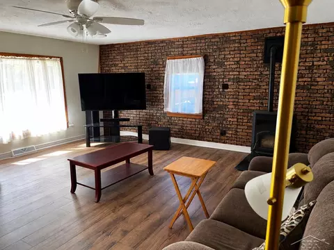 Living - 15009 Main, Buchanan, MI 49107 photo 3 of 3