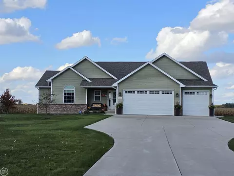 1919 Kloha, Bay City, MI 48706