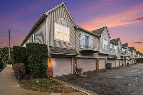 234 N Wixom, Wixom, MI 48393