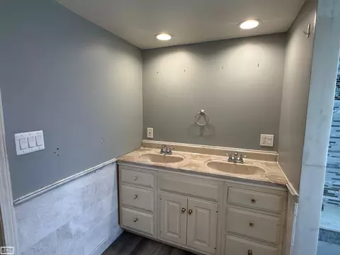 Bath - 7323 Bealane, Clay, MI 48001 photo 1 of 2